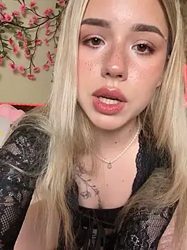 PurrAliceX online show from March 26, 2026, 7:12 pm