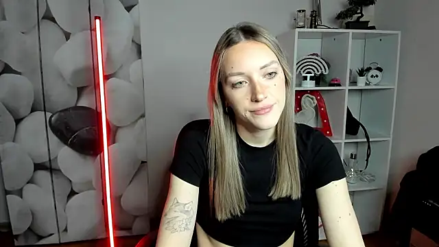 EvelynBlond online show from January 8, 2026, 1:39 pm