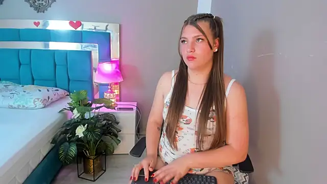 LiiaVelvet online show from March 20, 2026, 3:51 am