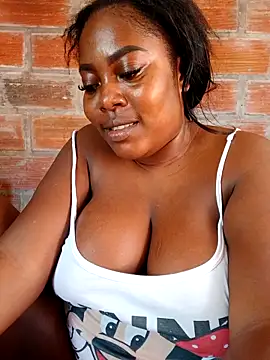 Snapshot of nani_will chatting on December 19, 2025, 5:48 pm nani will online show from December 19, 2025, 5:48 pm