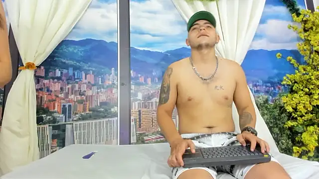 SabrinaAndEddy online show from February 2, 2026, 7:35 pm