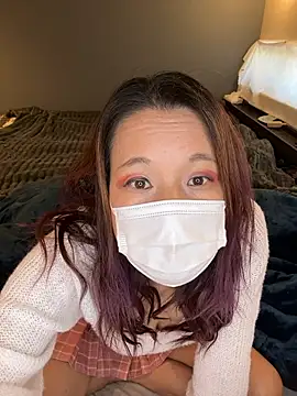 nana na425 online show from November 28, 2025, 11:27 pm