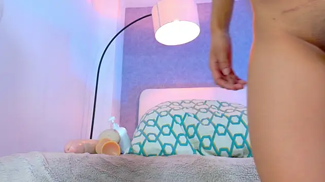 Snapshot of lanna_w chatting on December 4, 2025, 10:31 pm lanna w online show from December 4, 2025, 10:31 pm