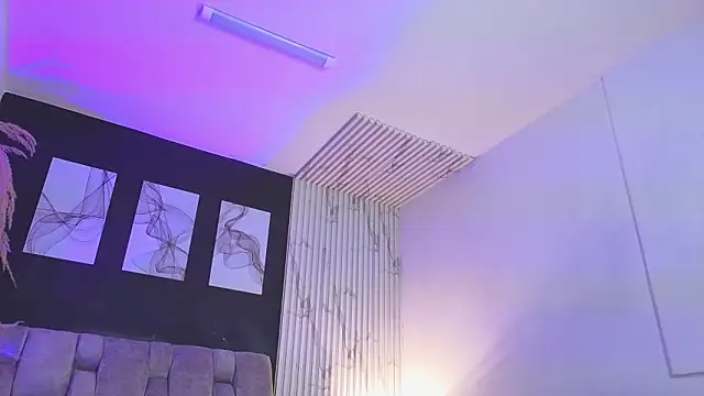 Snapshot of dahianae__ chatting on February 2, 2026, 7:35 pm dahianae online show from February 2, 2026, 7:35 pm