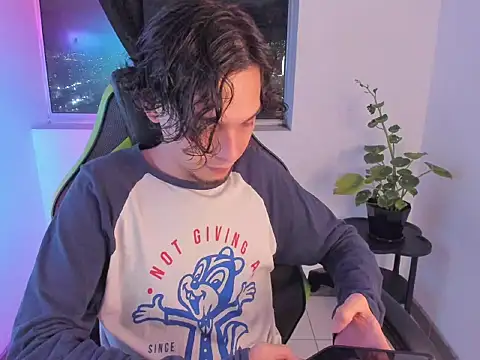 Snapshot of alessandro_garcia chatting on January 16, 2026, 1:20 am alessandro garcia online show from January 16, 2026, 1:20 am