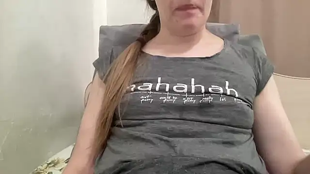 alisa kitcat online show from March 26, 2026, 5:06 am