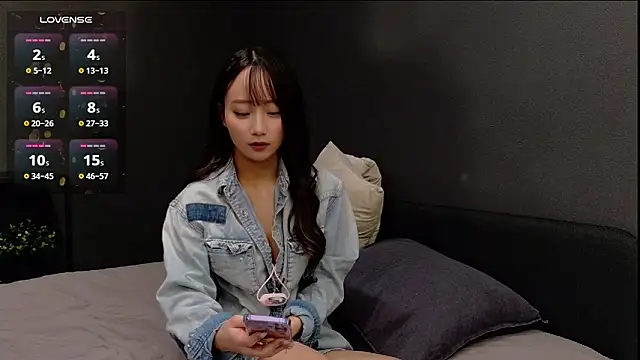 xx SHAN SHAN xx online show from March 11, 2026, 4:23 pm