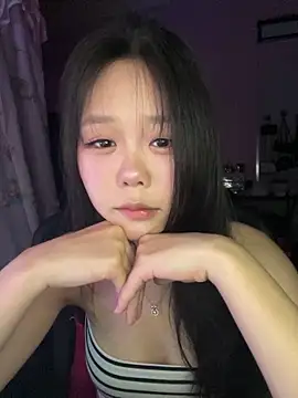 Snapshot of Kiee-lee chatting on May 21, 2026, 5:43 pm Kiee-lee online show from May 21, 2026, 5:43 pm