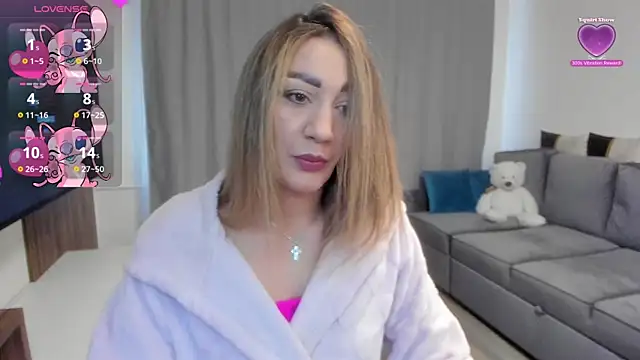 Snapshot of rossana_doll chatting on April 24, 2026, 7:21 am rossana doll online show from April 24, 2026, 7:21 am