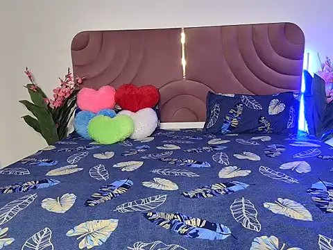 Snapshot of Husan-e-Jasmine chatting on March 7, 2026, 4:34 pm Husan-e-Jasmine online show from March 7, 2026, 4:34 pm