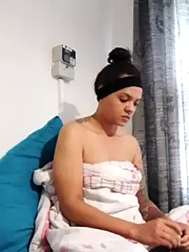 Snapshot of Cadence28 chatting on November 27, 2025, 4:13 am Cadence28 online show from November 27, 2025, 4:13 am