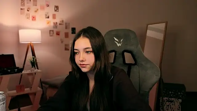 Vexorine online show from November 26, 2025, 7:47 pm