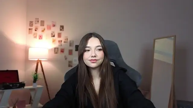 Snapshot of Vexorine chatting on January 16, 2026, 7:29 pm Vexorine online show from January 16, 2026, 7:29 pm