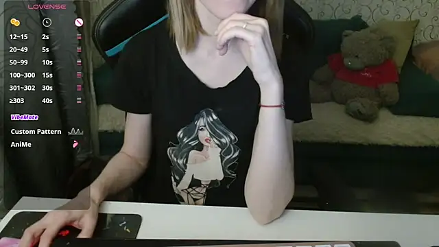   Katherine    online show from December 3, 2025, 3:22 pm