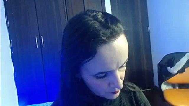 Snapshot of Juliana__lx chatting on November 28, 2025, 1:00 pm Juliana lx online show from November 28, 2025, 1:00 pm