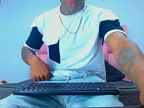 Snapshot of Hot_Latino_x chatting on February 23, 2026, 12:50 pm Hot Latino x online show from February 23, 2026, 12:50 pm