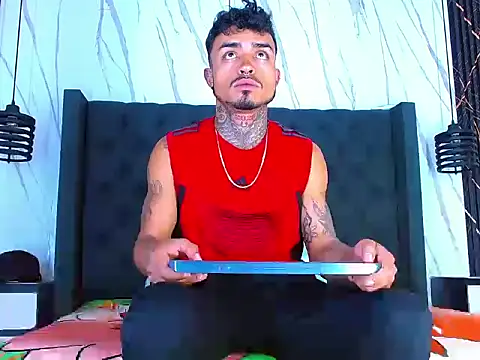 Snapshot of Hot_Latino_x chatting on January 12, 2026, 12:45 pm Hot Latino x online show from January 12, 2026, 12:45 pm