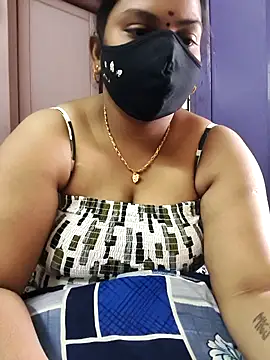 Snapshot of Paru_Tamil_Ponnu chatting on November 27, 2025, 10:16 am Paru Tamil Ponnu online show from November 27, 2025, 10:16 am