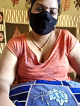 Snapshot of Paru_Tamil_Ponnu chatting on November 21, 2025, 6:01 am Paru Tamil Ponnu online show from November 21, 2025, 6:01 am