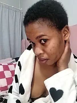 Snapshot of Cherrydollx chatting on May 19, 2026, 8:16 pm Cherrydollx online show from May 19, 2026, 8:16 pm