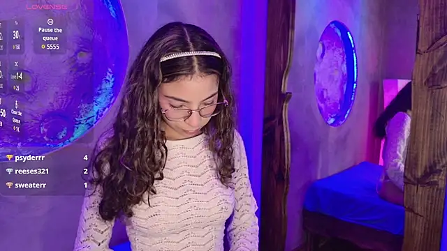 Snapshot of Kaaory chatting on December 20, 2025, 4:32 pm Kaaory online show from December 20, 2025, 4:32 pm