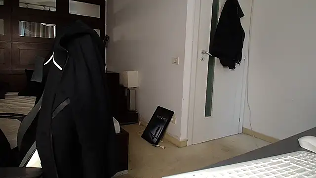 Snapshot of ElijahThorne chatting on February 26, 2026, 10:48 am ElijahThorne online show from February 26, 2026, 10:48 am