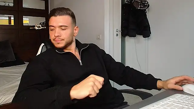 Snapshot of ElijahThorne chatting on January 15, 2026, 6:28 am ElijahThorne online show from January 15, 2026, 6:28 am