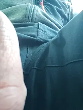 Sebgeneve online show from April 23, 2026, 7:48 am