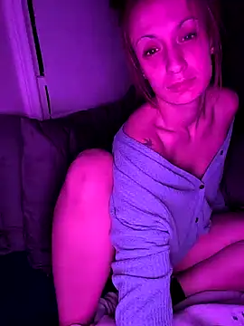 LexiLuxi online show from December 17, 2025, 6:29 am