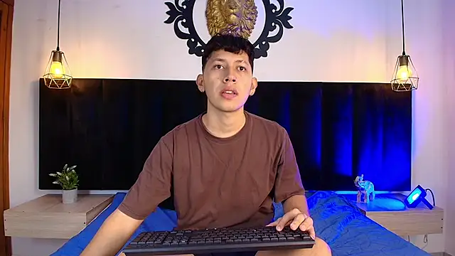 Snapshot of Abeel_Ordaz chatting on November 24, 2025, 7:14 pm Abeel Ordaz online show from November 24, 2025, 7:14 pm