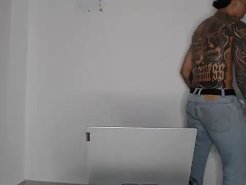 Snapshot of master_Tripa chatting on November 20, 2025, 11:36 pm master Tripa online show from November 20, 2025, 11:36 pm