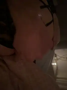 Snapshot of Wixenistgesund chatting on March 23, 2026, 7:58 pm Wixenistgesund online show from March 23, 2026, 7:58 pm