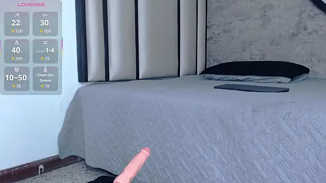 Snapshot of Alise-Mason chatting on November 21, 2025, 11:59 pm Alise-Mason online show from November 21, 2025, 11:59 pm