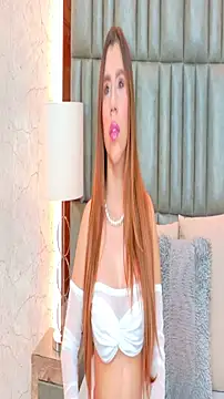 SamantaHall online show from November 26, 2025, 12:49 pm