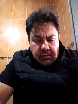 Snapshot of AlexCancun chatting on December 19, 2025, 5:15 pm AlexCancun online show from December 19, 2025, 5:15 pm