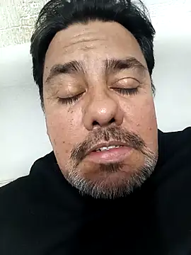 Snapshot of AlexCancun chatting on December 20, 2025, 5:21 am AlexCancun online show from December 20, 2025, 5:21 am