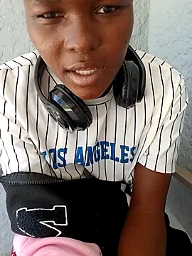 VirginPrincess06 online show from December 20, 2025, 10:29 am