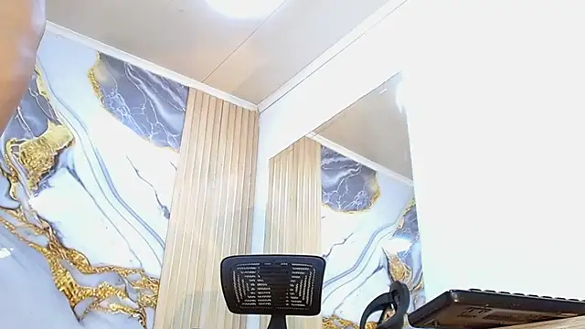 irianis Cera online show from April 28, 2026, 4:50 am