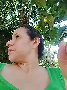 Snapshot of MIA-LARIOS chatting on June 12, 2026, 2:59 pm MIA-LARIOS online show from June 12, 2026, 2:59 pm