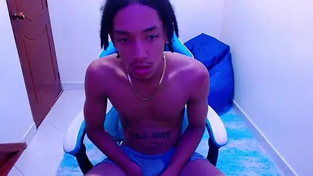 Snapshot of smith_66jr chatting on December 4, 2025, 12:20 am smith 66jr online show from December 4, 2025, 12:20 am