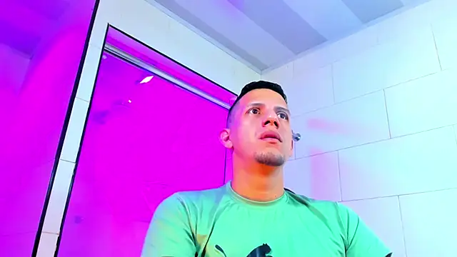 Sebastian Smith   online show from March 7, 2026, 11:16 am