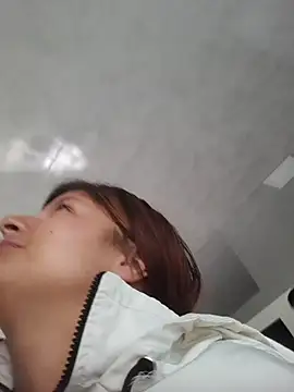 Snapshot of AnaMaria-12 chatting on December 3, 2025, 8:08 pm AnaMaria-12 online show from December 3, 2025, 8:08 pm