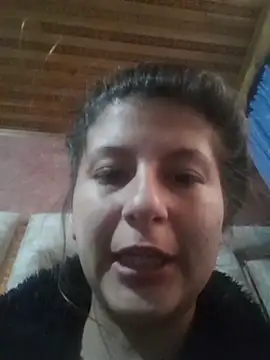 Snapshot of AnaMaria-12 chatting on December 4, 2025, 7:13 pm AnaMaria-12 online show from December 4, 2025, 7:13 pm