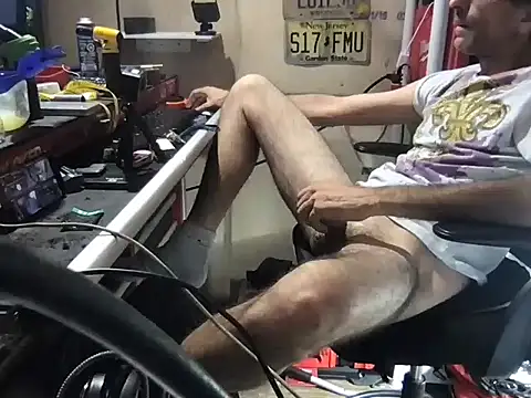 Snapshot of SinlessFreedom7 chatting on February 25, 2026, 11:04 pm SinlessFreedom7 online show from February 25, 2026, 11:04 pm