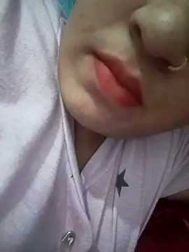 Snapshot of Priya_089 chatting on April 10, 2026, 8:43 am Priya 089 online show from April 10, 2026, 8:43 am