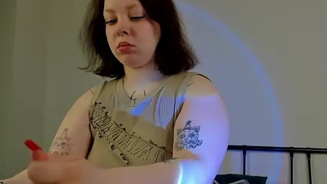 Vlada vv online show from April 2, 2026, 5:25 am