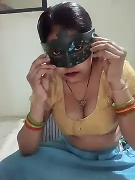 Snapshot of Sunenabhabh chatting on March 15, 2026, 10:28 pm Sunenabhabh online show from March 15, 2026, 10:28 pm