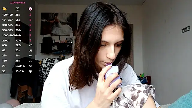 Snapshot of KennaElse chatting on November 27, 2025, 7:09 am KennaElse online show from November 27, 2025, 7:09 am