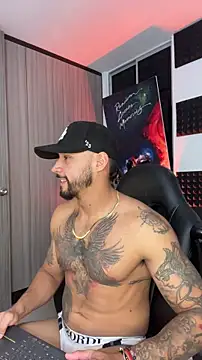 Snapshot of NikoHank chatting on January 15, 2026, 4:49 am NikoHank online show from January 15, 2026, 4:49 am