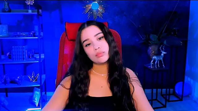 DianaTorrens online show from December 3, 2025, 8:47 am